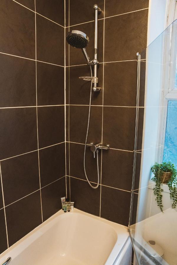 1 Bedroom Flat With Easy Parking/Public Transport Dundee Exterior photo